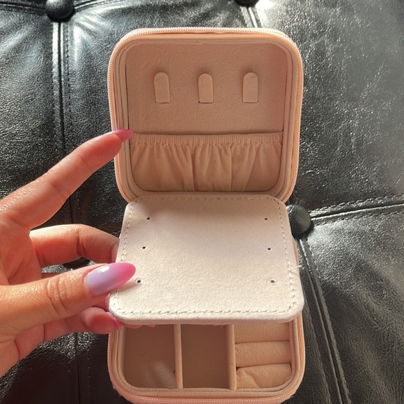 Jewelry Box - Picture 4 of 5